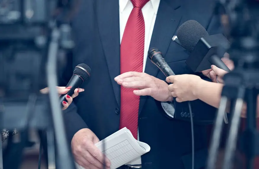 O TVDE no Centro do Debate Político