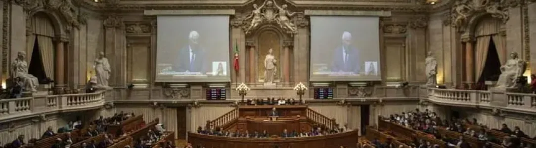 Debate Parlamentar Crucial TVDE
